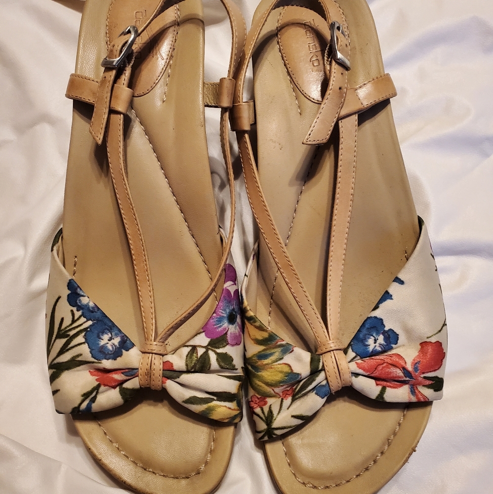 Dansko floral clog sandals size 11W